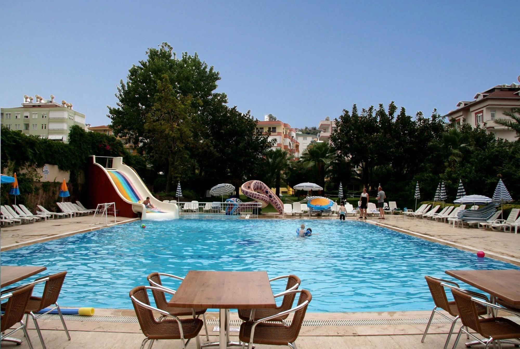 Elysee Garden Family Hotel Alanya Exterior photo